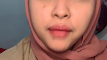 Bokep Jilbab Indo Fitri Show Ngentot
