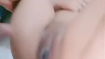 Bokep Indo Pinky Jilmek DiGenjot Di Atas Sofa