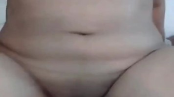 Bokep Indo Gairah Istri Orang Lama Kesepian Jambak Ewe di Hotel