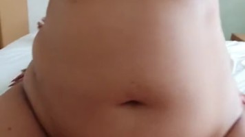 Menikmati Tubuh Tante Semok Mulus