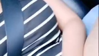 Mayola Sange Di Mobil