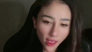 Bikin Penasaran Aja Jelas Keliatan Mei Yien ID 50260349 Mango