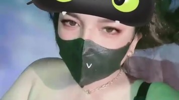 Host Montok Toge Buat Bacol Mango