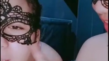 Crotin Muka Shizuka dan Ochi